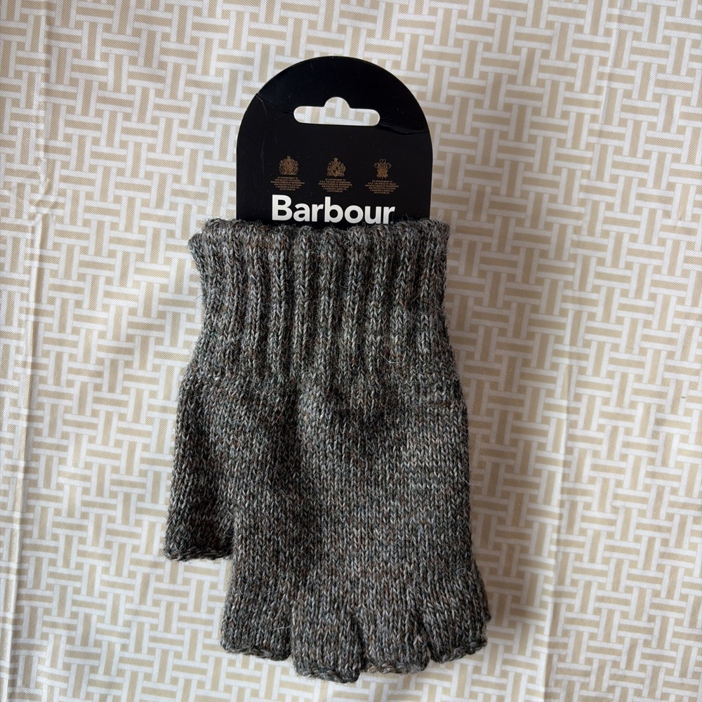 NWT Barbour Pure Wool Fingerless Gloves Small Green